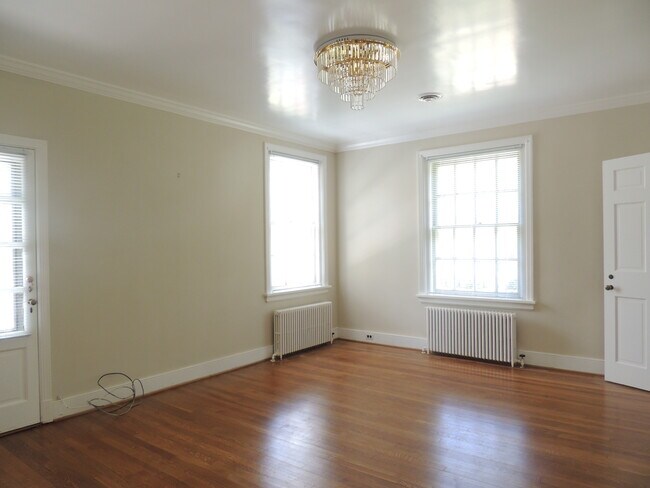 Foto del edificio - 3314 Suffolk Rd