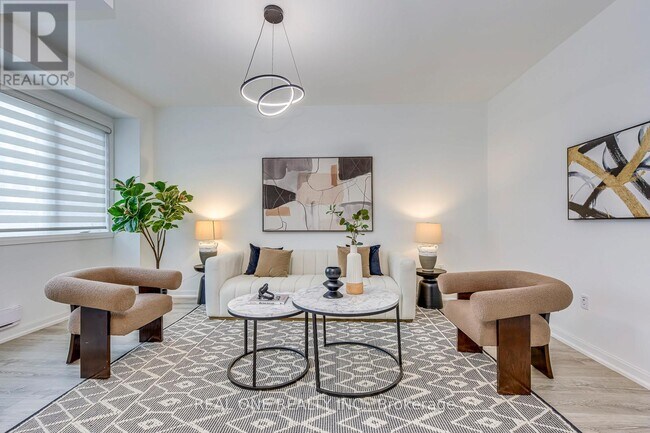 Photo du bâtiment - 99 Grovewood Common