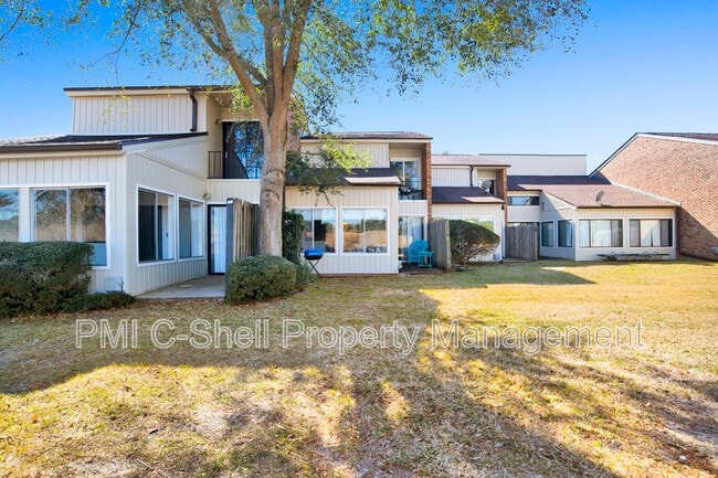 Foto del edificio - 4730 Huron Dr