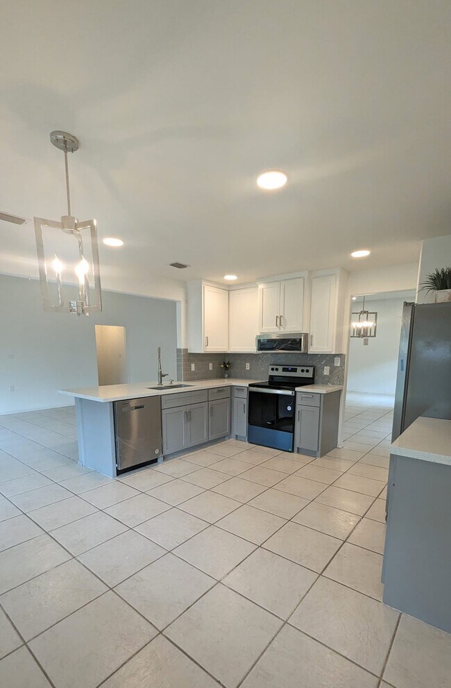 Newly updated Kitchen - 3007 San Federico