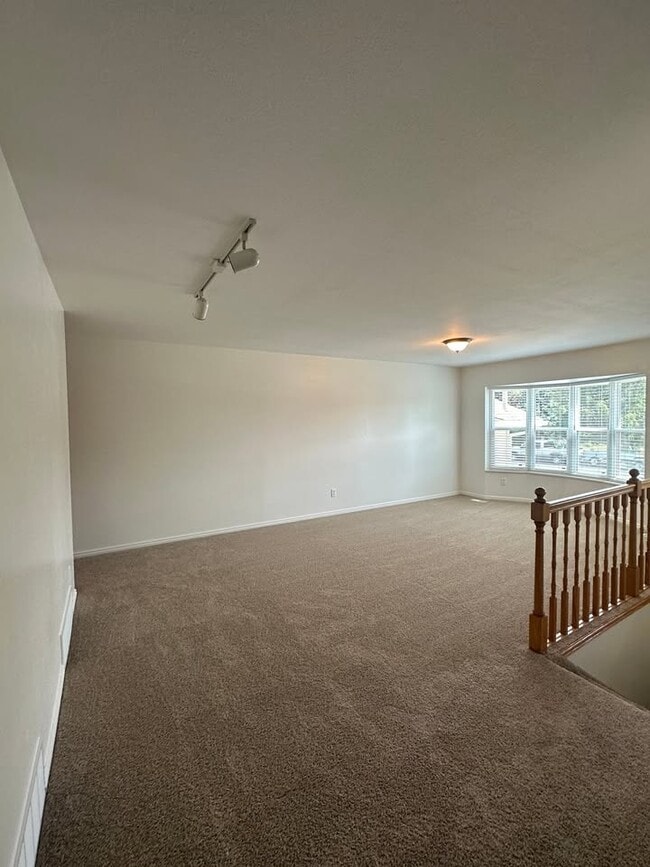 Living room - 754 W 2100 N