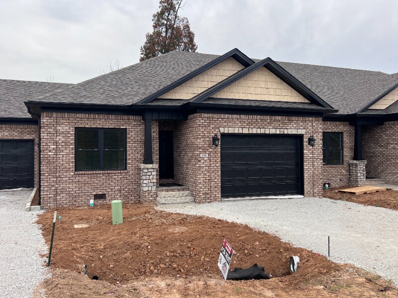 104 Twin Oaks Dr, Bardstown, KY 40004 Townhome Rentals in Bardstown