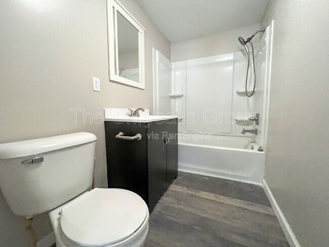 Foto del edificio - 2018 1st St