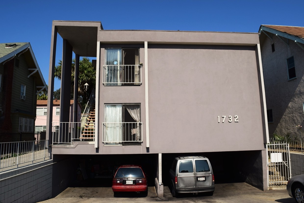Building Photo - 1732 6th Ave