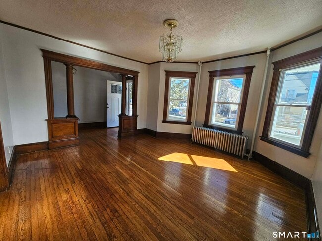 Foto del edificio - 103 Campfield Ave