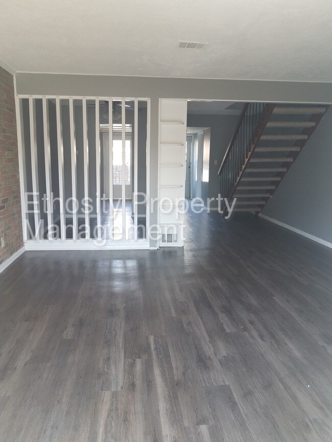 Building Photo - 1344 Tishman Lane, Indianapolis, IN