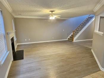 Foto del edificio - 301 Westminster Dr