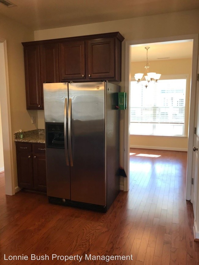 Foto del edificio - 4 br, 2.5 bath House - 816 Brightleaf Pl