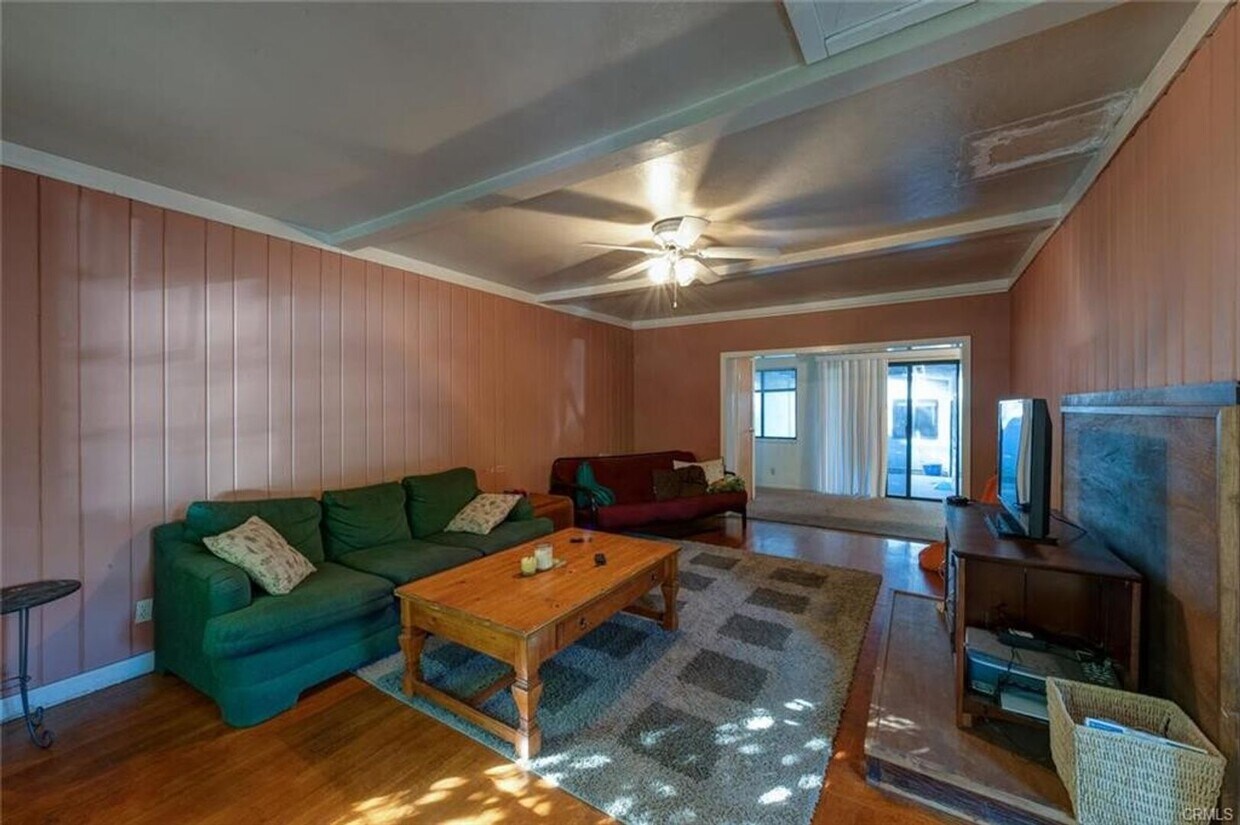 Primary Photo - Great central location