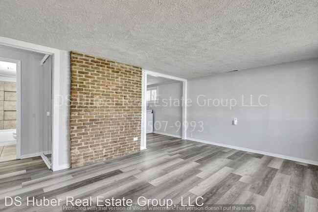 Building Photo - 3 br, 1 bath House - 2407 Fielding Dr