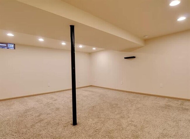 Foto del edificio - ELEGANT GLEN HOME