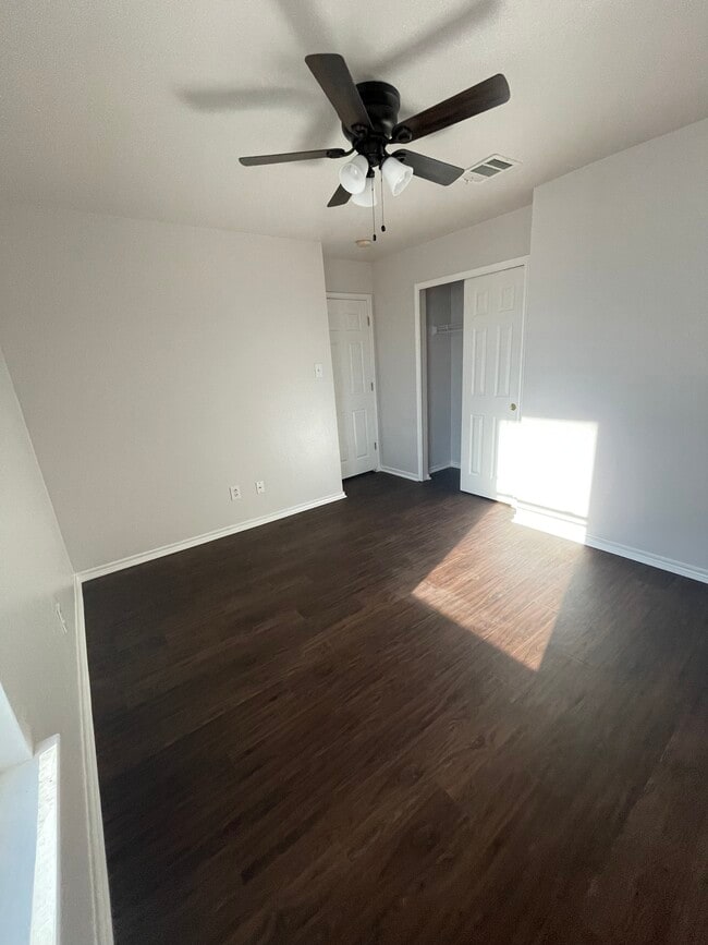 Foto del edificio - 406 Rustic Stable