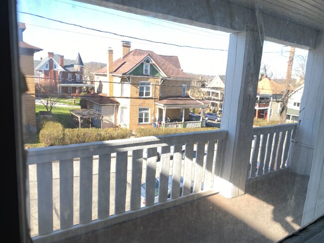 Foto del edificio - 163 Frothingham Ave