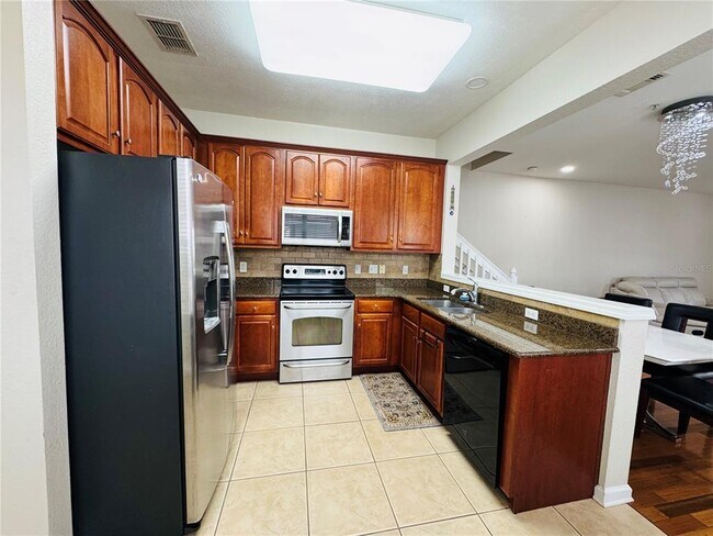 Foto del edificio - 6908 Sperone St