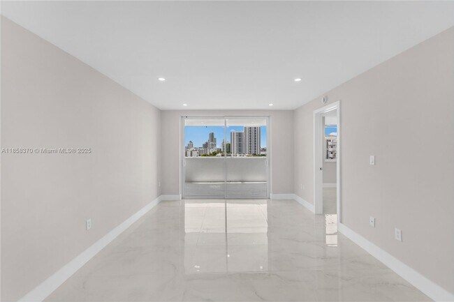 Foto del edificio - 1331 Lincoln Rd