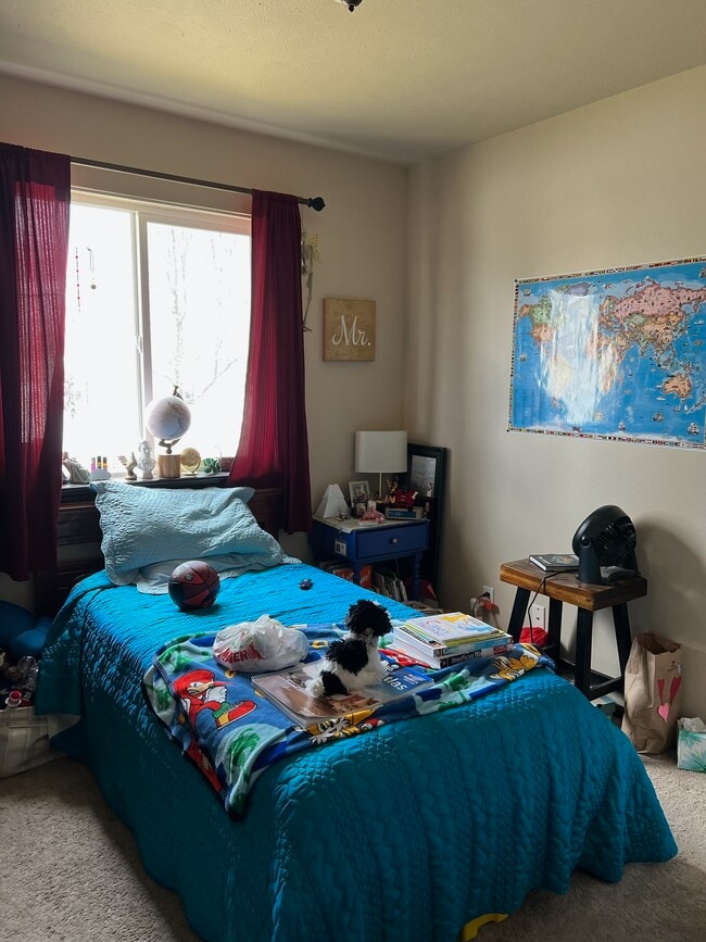 Bedroom 2 - 2633 W Apperson Dr