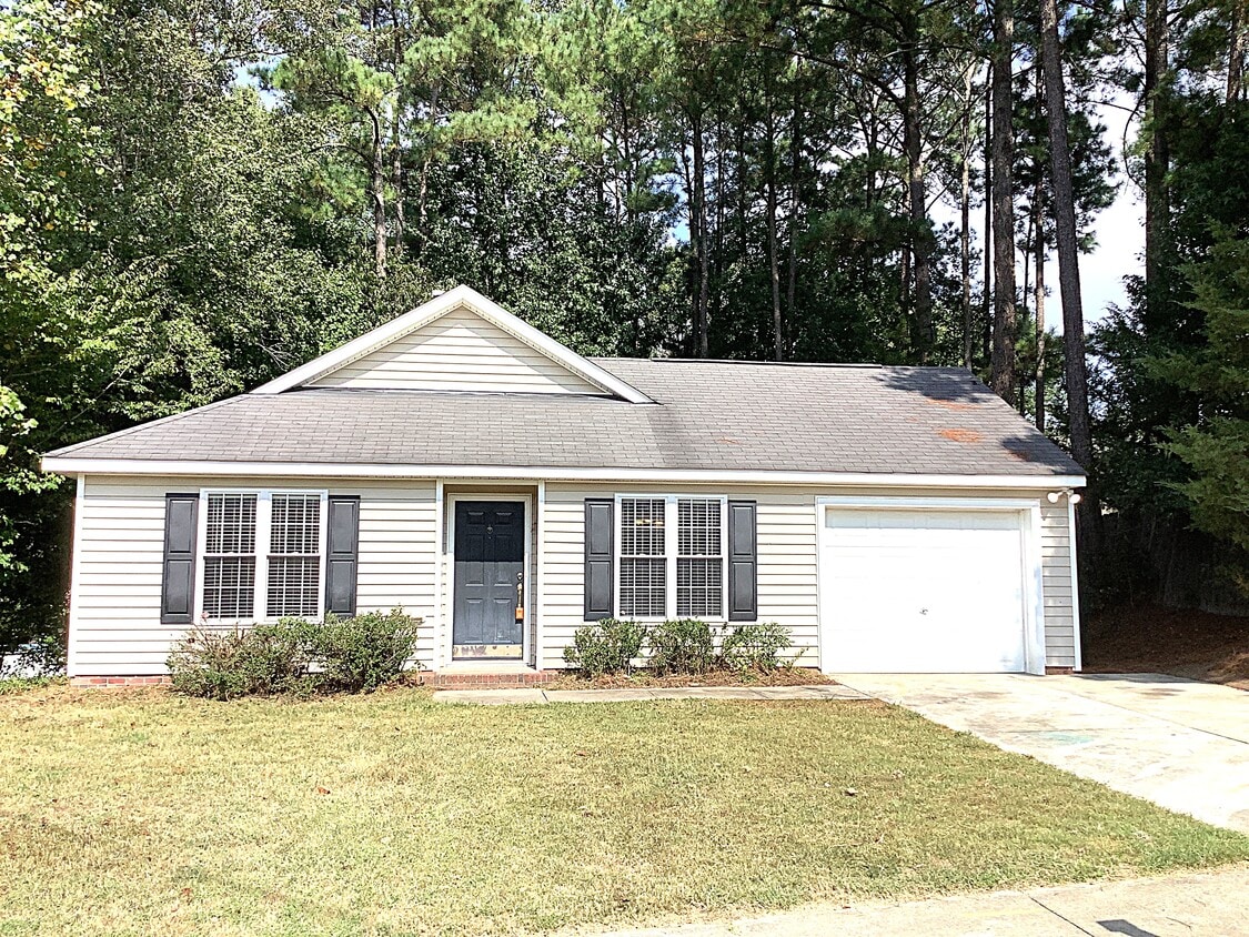 Primary Photo - 4004 Pearl Rd
