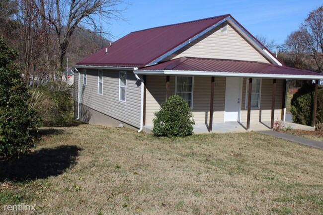 Building Photo - 2 br, 1 bath House - 215 Bettie St