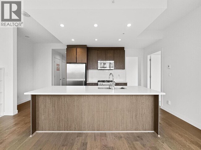 Building Photo - 9060 University Crescent