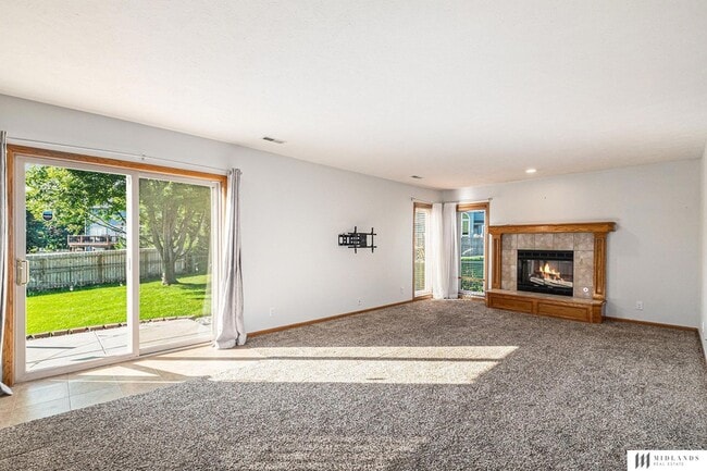 Photo - 11419 S 44th St House