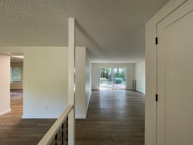 Building Photo - Incredible Ranch 3 Bed 2 Bath in Cedar Mil...