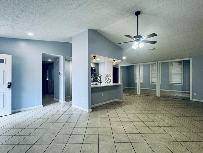 Photo - 5573 Singleton Rd House