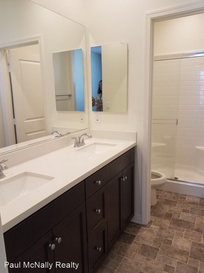 Building Photo - 3 br, 2.5 bath House - 502 Finch Lane