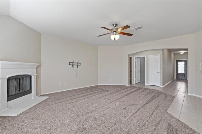 Foto del edificio - 1709 Lake Pine Dr