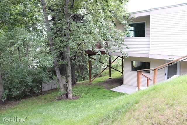 Primary Photo - 2 br, 1 bath 4plex - 480 Vista Glen Ct