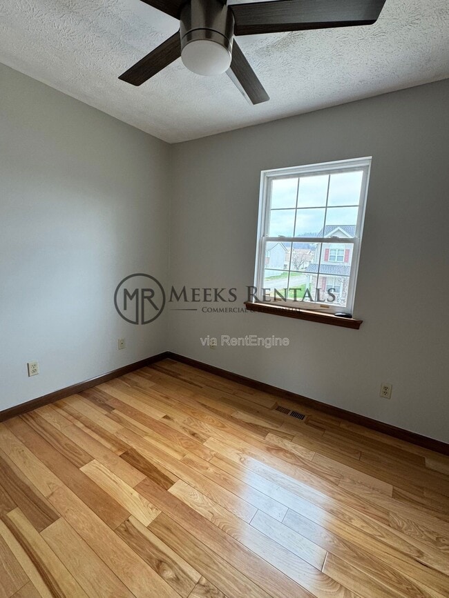 Building Photo - 22 Countryview Est