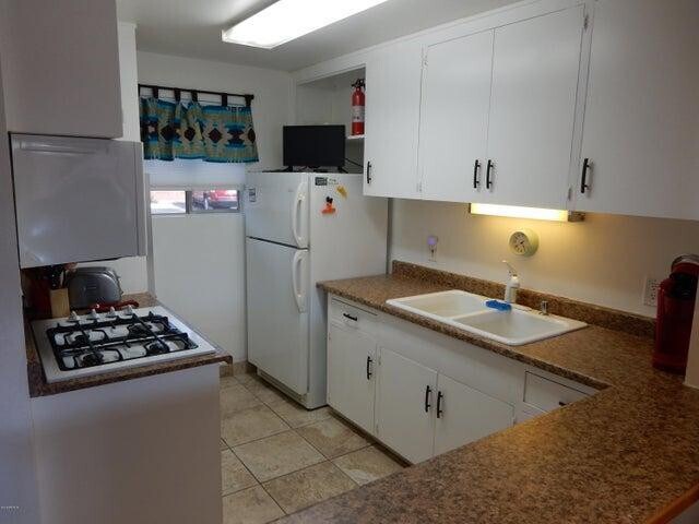 Foto del edificio - 6125 E Indian School Rd