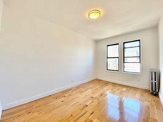 Foto principal - 2 bedroom in New York NY 10040