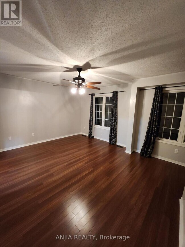 Building Photo - 3264 Flagstone Dr