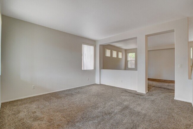Building Photo - Beautiful 2-Story, 3-Bedroom Home in the H...