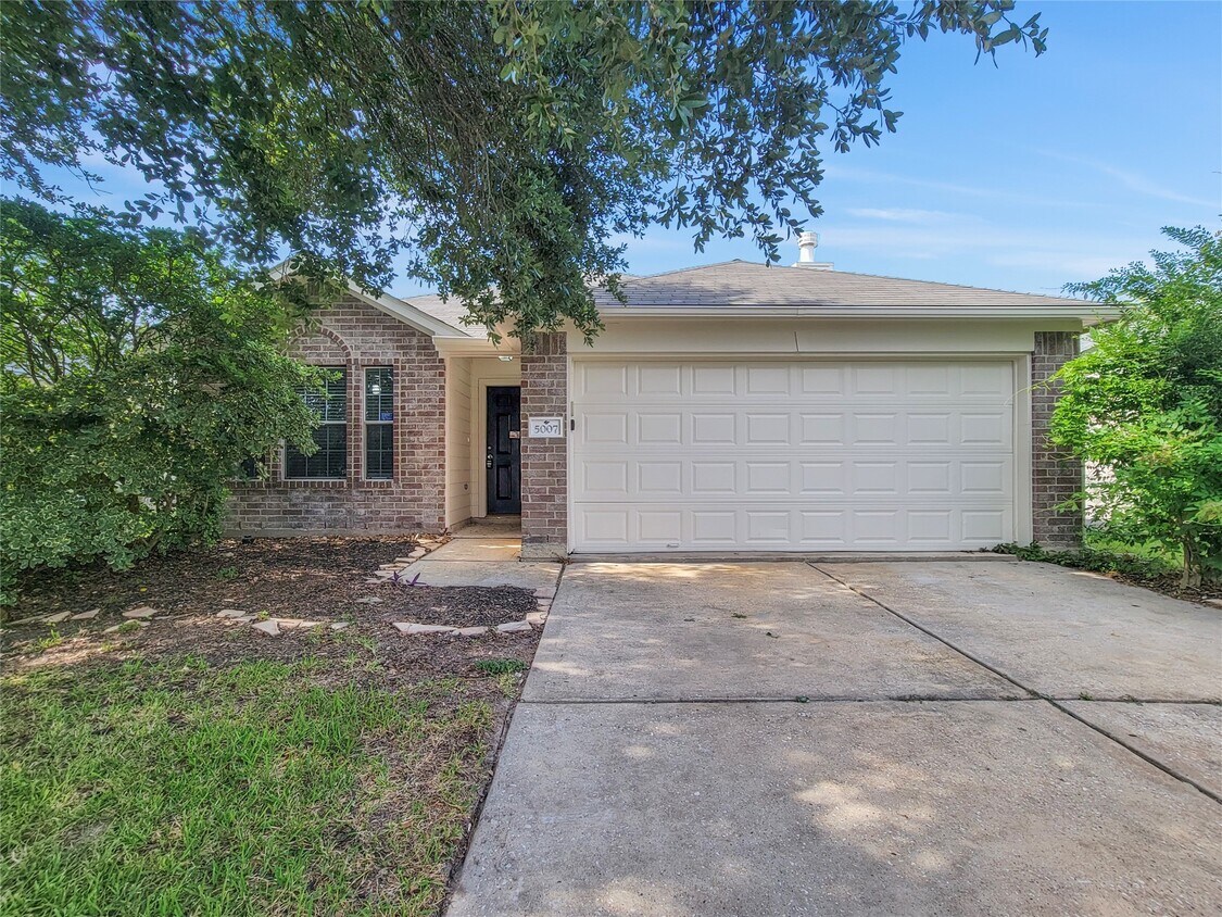 Foto principal - 5007 Steel Meadows Ln