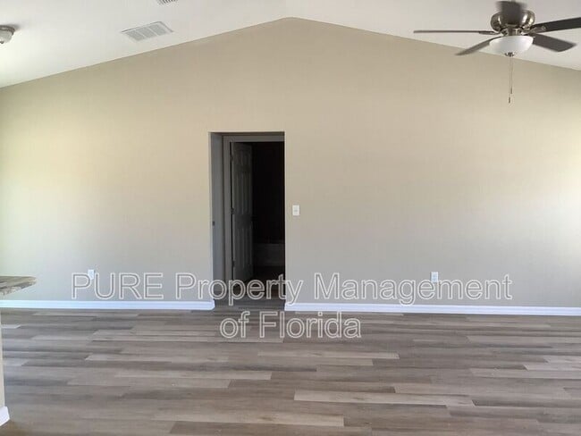 Building Photo - 15641 SW 46th Ave Rd