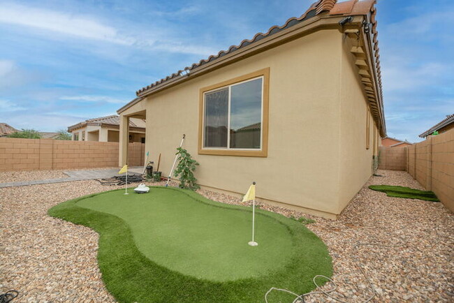 Foto del edificio - Three Bedroom in Sahuarita