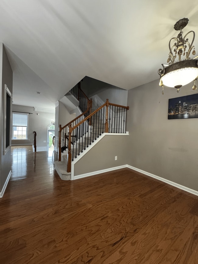 Building Photo - 1356 Thornborough Dr