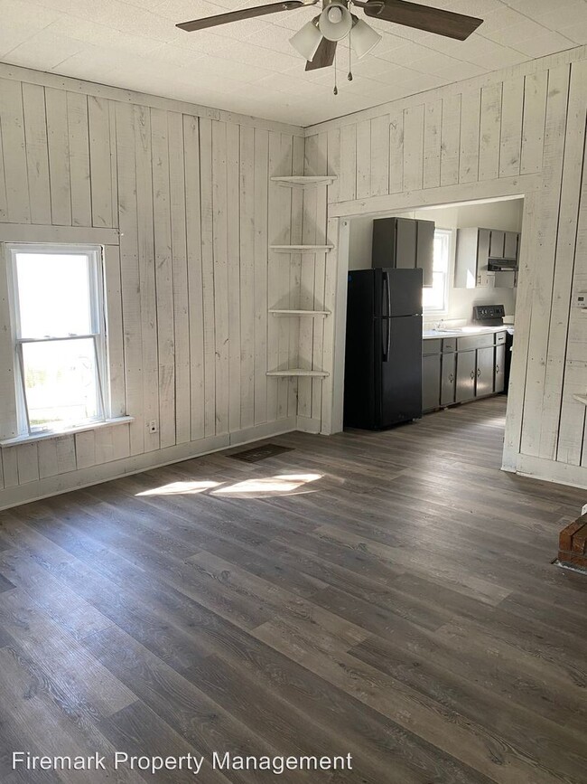 Building Photo - 2 br, 1 bath House - 408 Maple Street