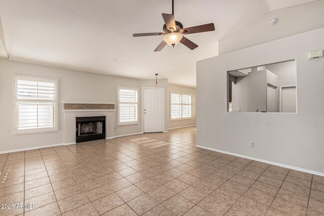 Foto del edificio - 6615 W Saddlehorn Rd