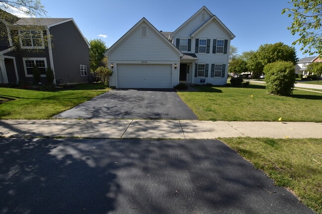 Foto del edificio - 2464 Blue Spruce Ln