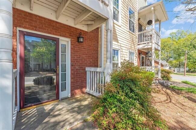 Foto del edificio - 293 Glenn St SW