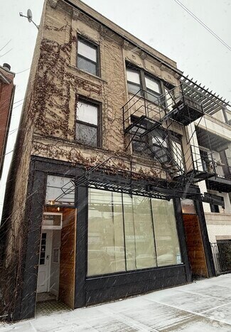 Building Photo - 3938 N Ashland Ave