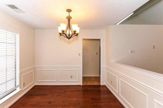 Foto del edificio - 4005 Eagle Ridge Ln