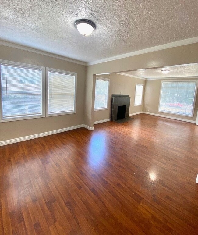 Building Photo - Nice 2 bed 1 bath House in Richmond with Garage - COMING SOON !!