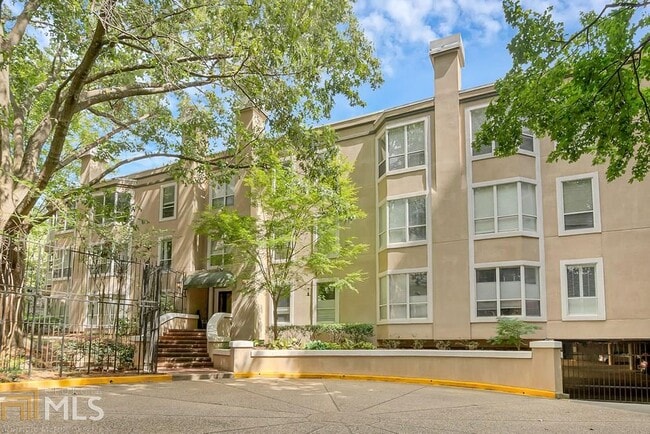 Building Photo - 244 13th St NE