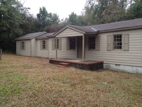 Building Photo - 4118 Fairview Dr