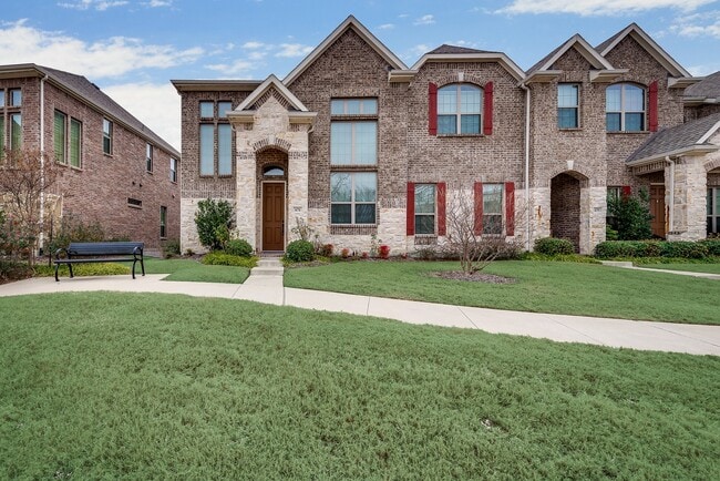 Building Photo - Beautiful townhouse in Richardson!