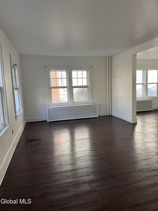 Foto del edificio - 105 Clermont St