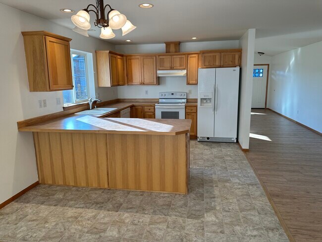 Building Photo - 4831 Starfish Ln
